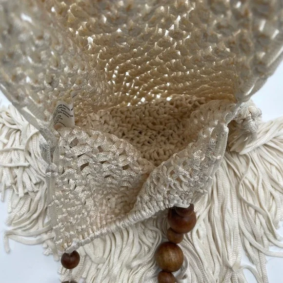 Boho Macrame Fringe Bag Wood Bead Handle Cream White Textured Woven Festival bag - Picture 4 of 6